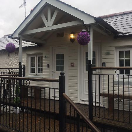 Findon Rest Ltd Motel Bagian luar foto