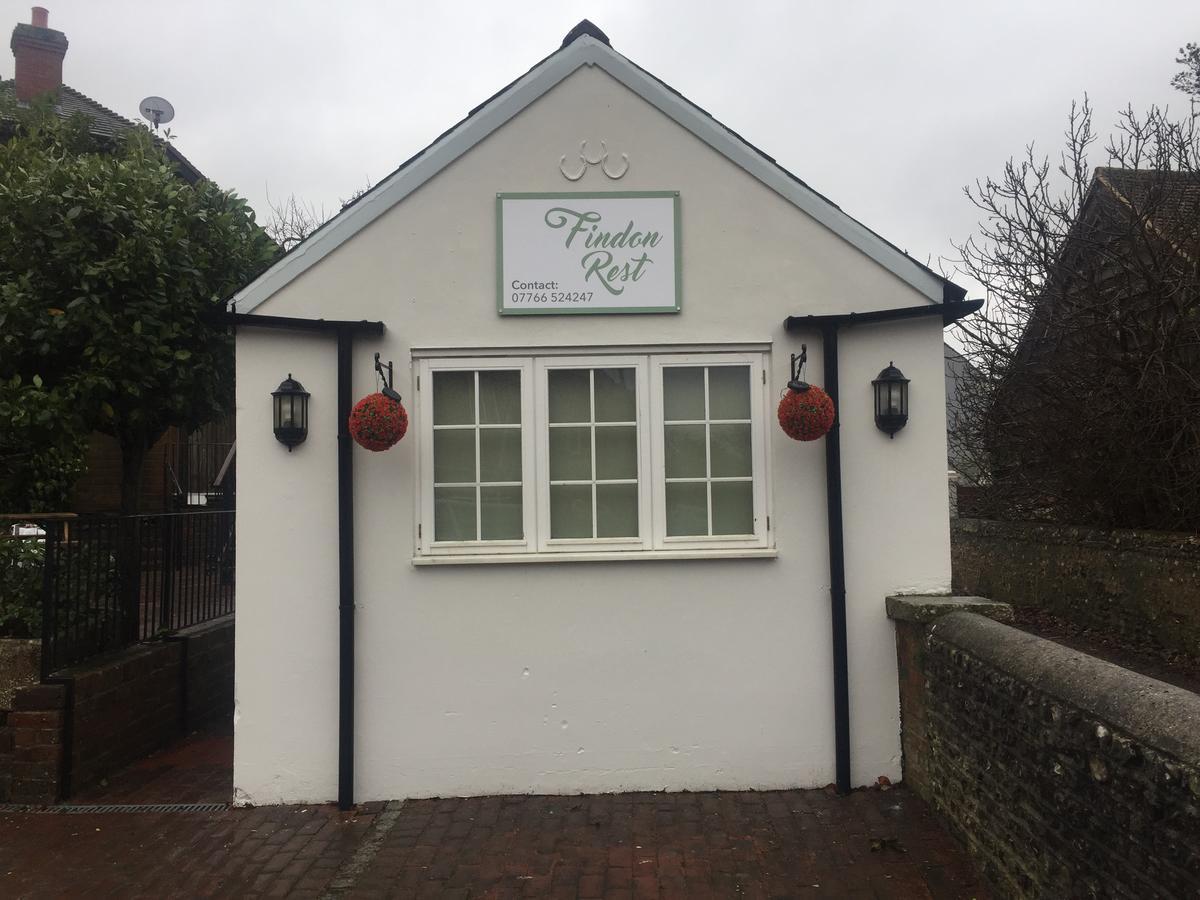 Findon Rest Ltd Motel Bagian luar foto